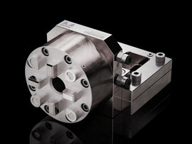 MaxxMacro 70 Pneumatic Chuck 600.1-30 WEDM Rust Proof with Horizontal 90-Degree RSM Mounting Plate