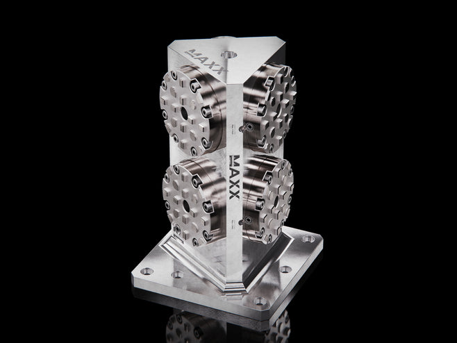 MaxxMagnum 3 Sided Tombstone with 6 Manual Low Profile Chuck