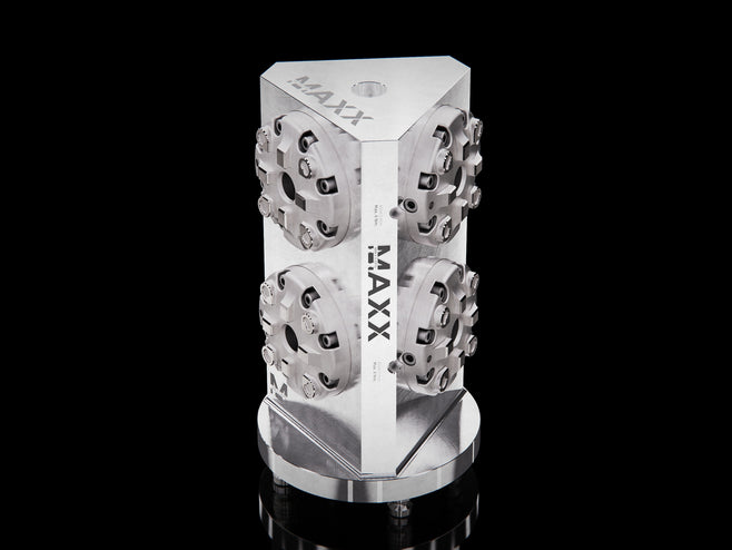 MaxxZPS Zero Point Pitch 96 Aluminum 3 Sided Tombstone w/ 6 MaxxMacro 70 Manual Low Profile Chucks 1